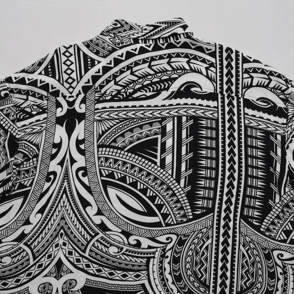 Hula Bay Aloha Shirt Mens XL Black White Polynesian Tribal Rayon Short Sleeve - Picture 13 of 16